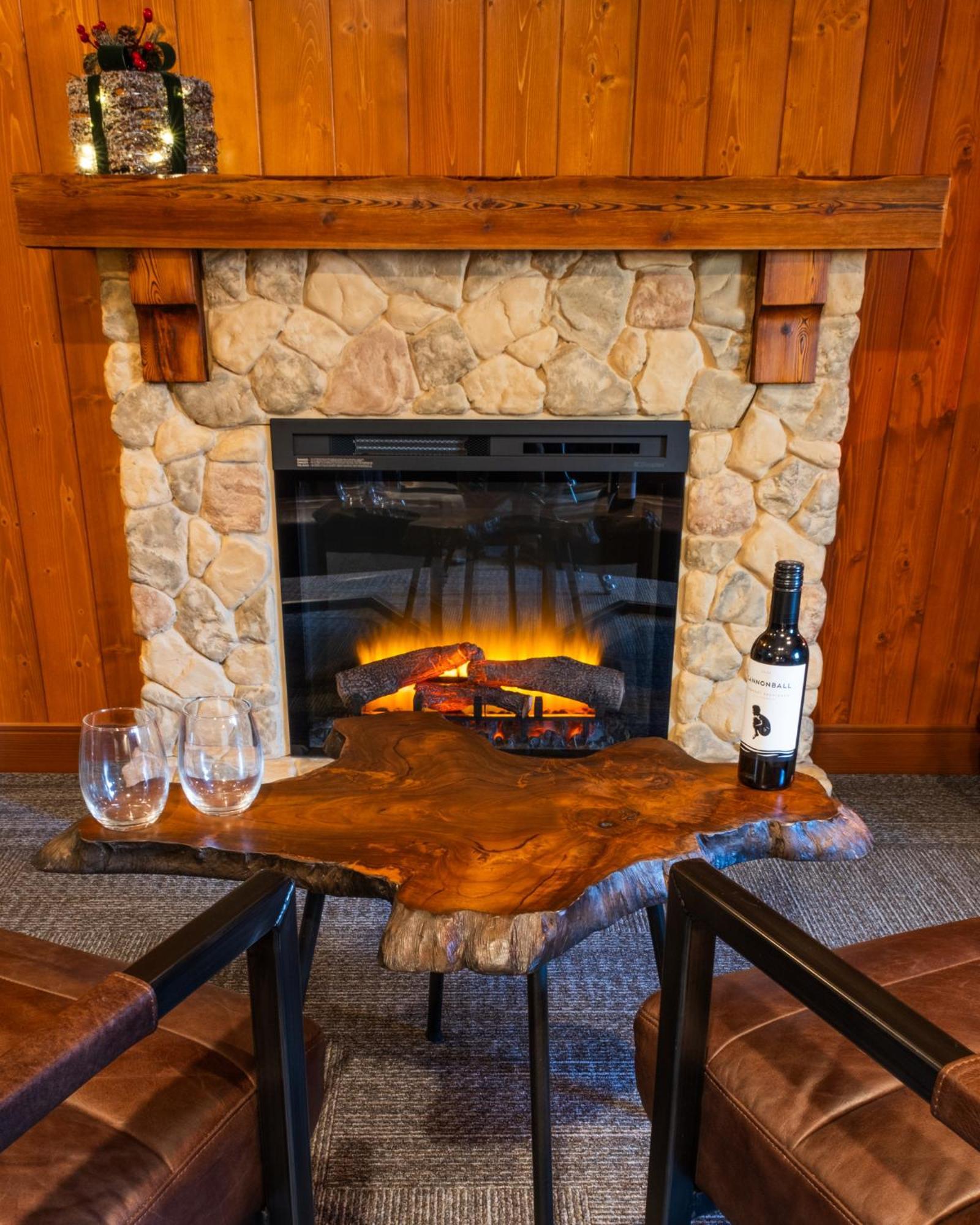 Mt. Lemmon Lodge Loma Linda ภายนอก รูปภาพ