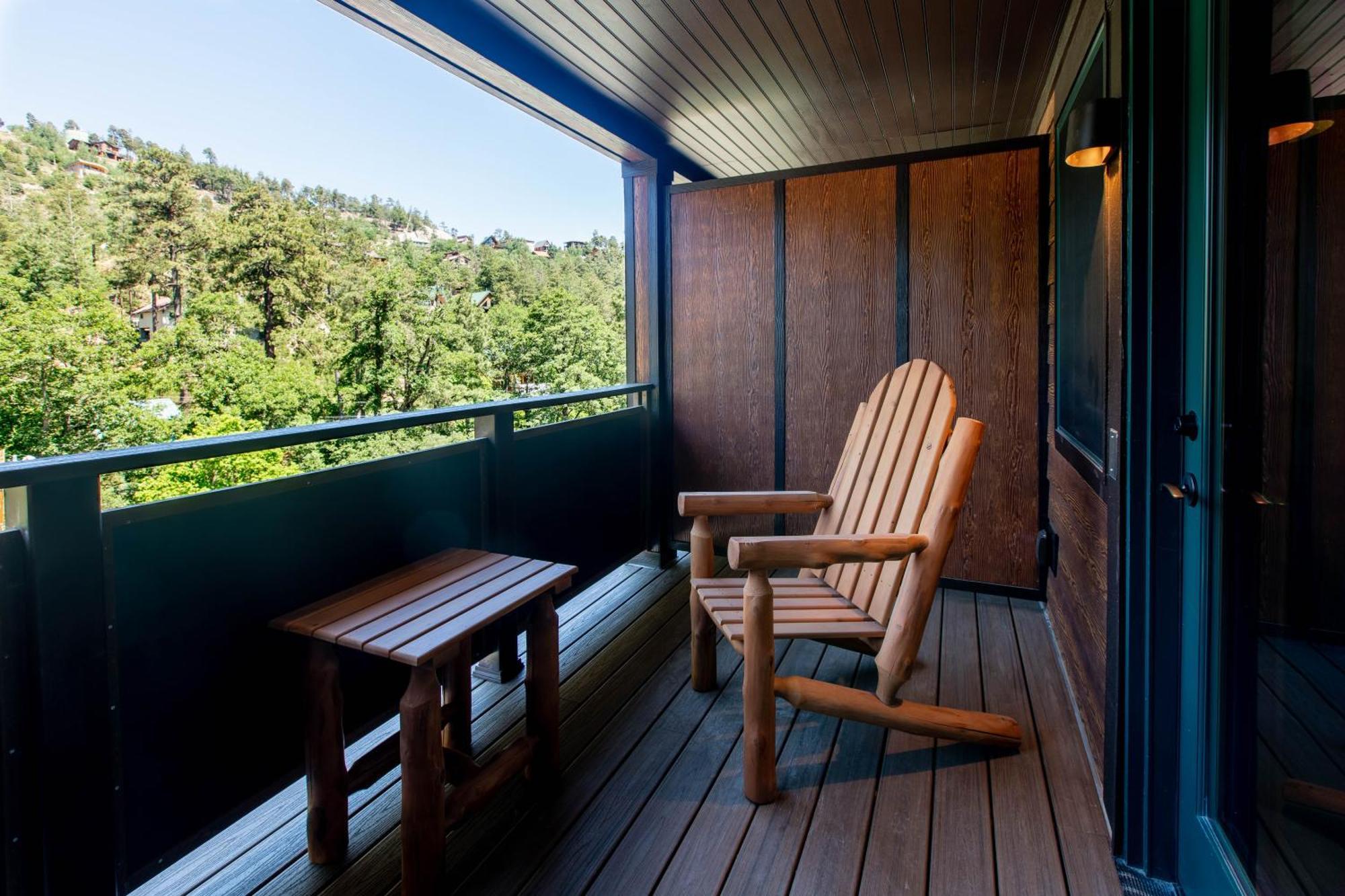 Mt. Lemmon Lodge Loma Linda ภายนอก รูปภาพ